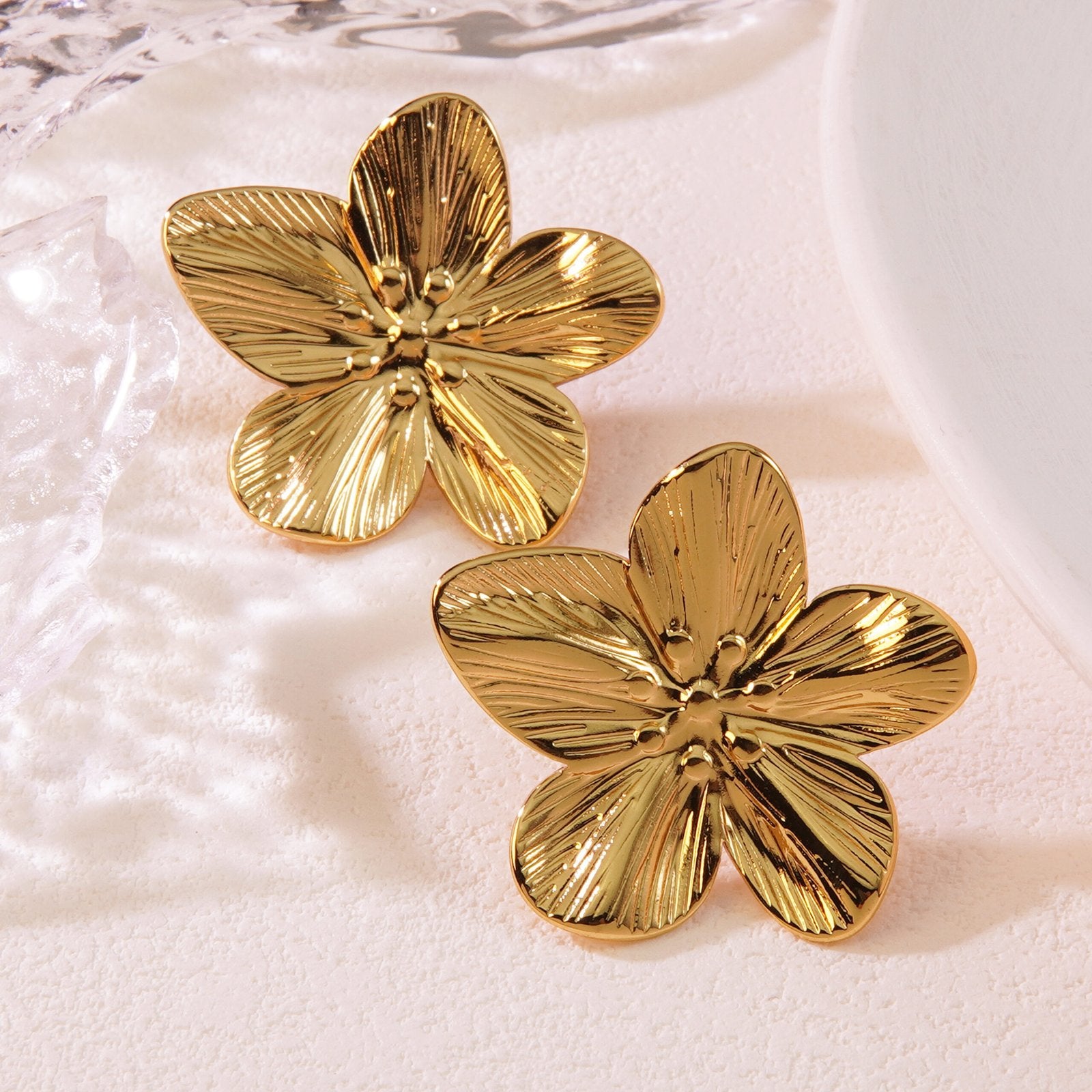 Pastoral Streetwear Flower Earrings image 0