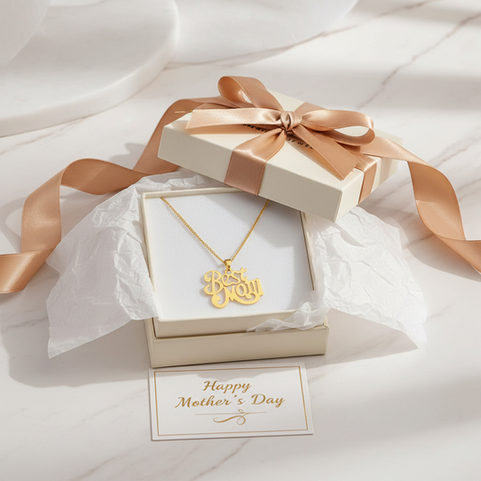 Best Mom Necklace - Gift Wrapping Scene