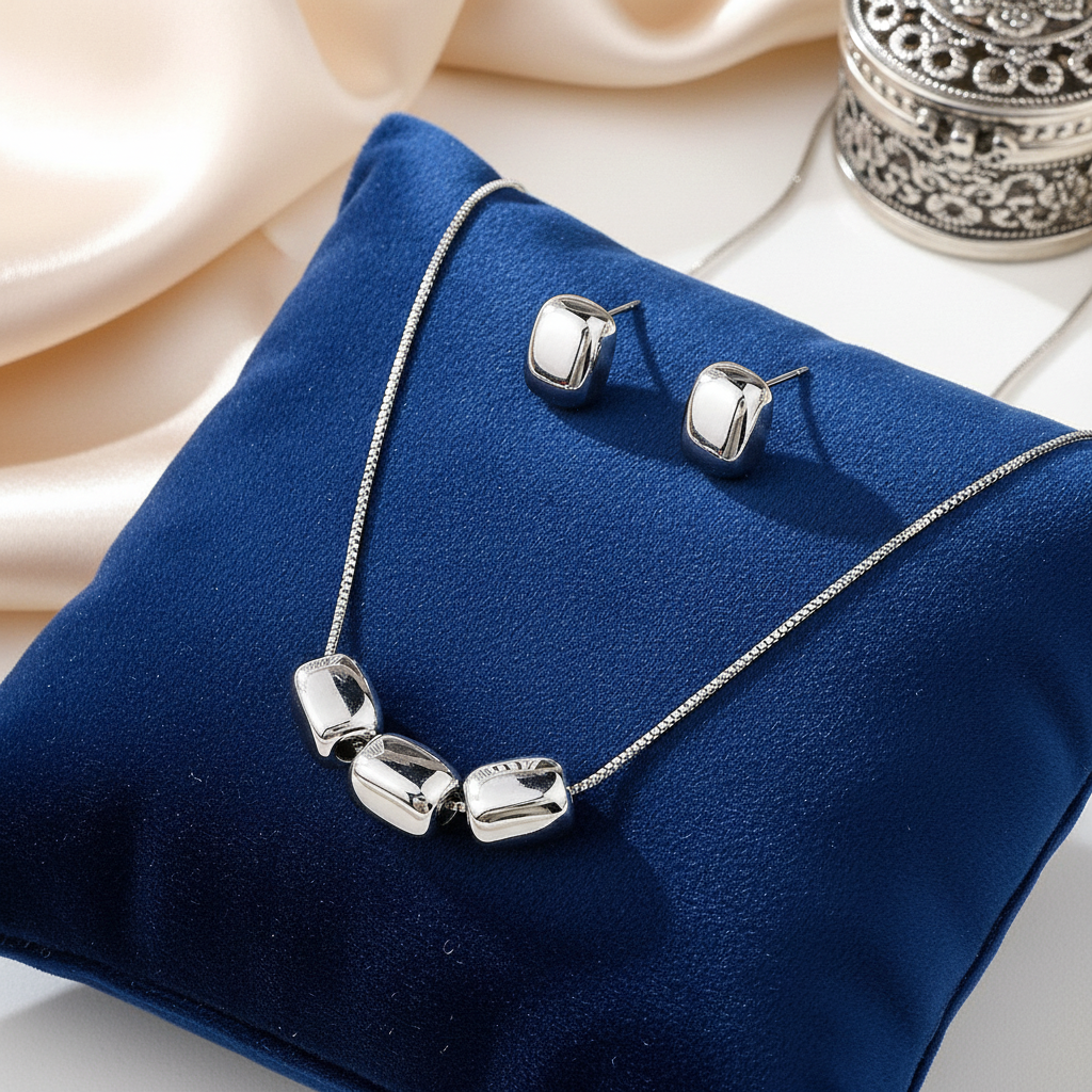 Silver Stones 2 Piece Necklace in elegant setting